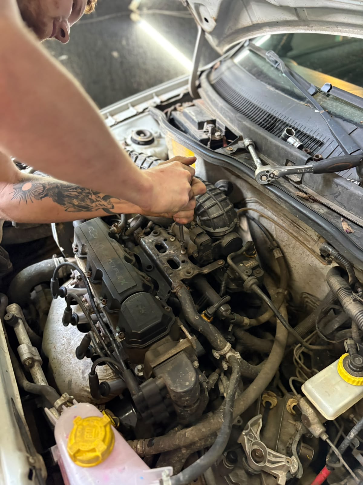 Troca de correia dentada em motor 3 cilindros na Box Car